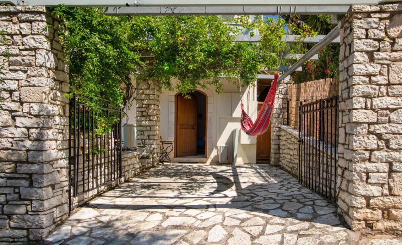 Nefeli Hotel Áyios Nikítas Oda fotoğraf